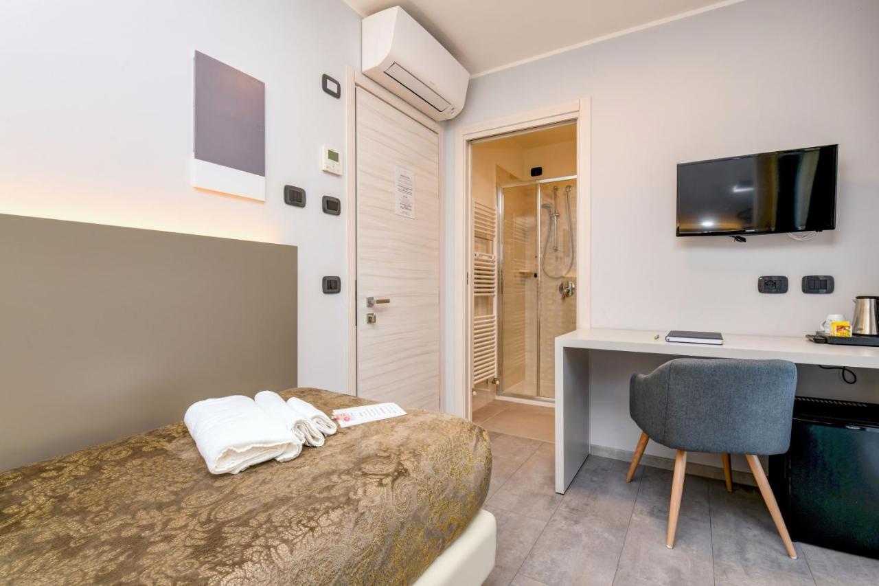Garda Diamant Bed & Breakfast Desenzano del Garda Dış mekan fotoğraf